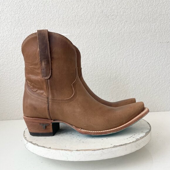 Lane Women's Tan Ankle Boots - Picture 2 of 13